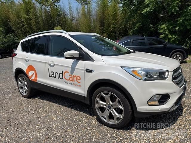 Ford Escape Osobní vozy