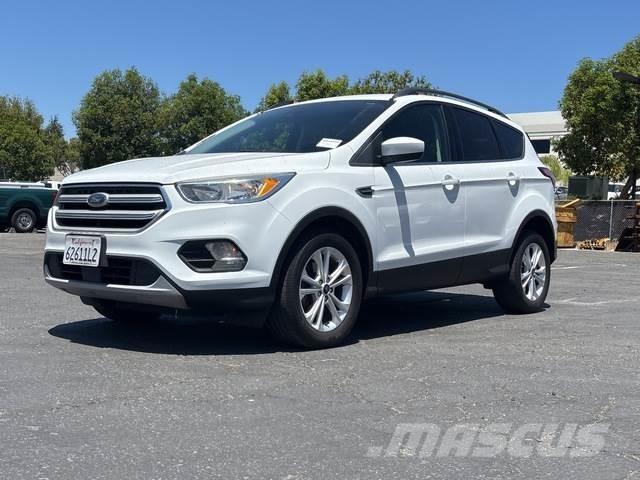 Ford Escape Osobní vozy