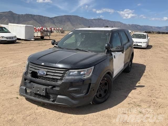 Ford Explorer Osobní vozy