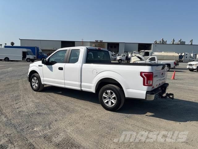 Ford F-150 Další