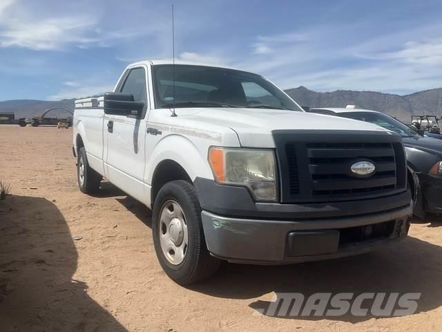 Ford F-150 STX Další