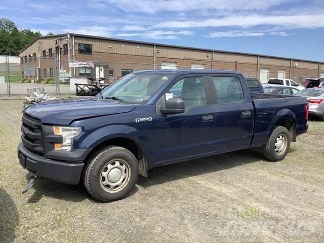 Ford F-150 XL Další
