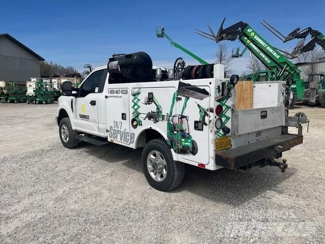 Ford F-250 Komunální / Multi-užitková vozidla