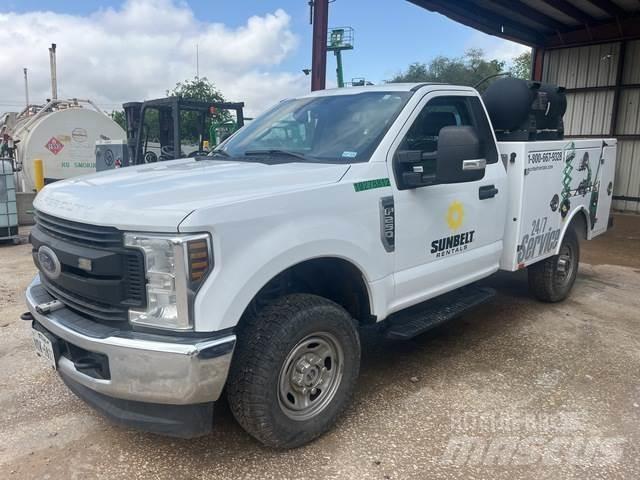 Ford F-250 Stavebnictví - ostatní