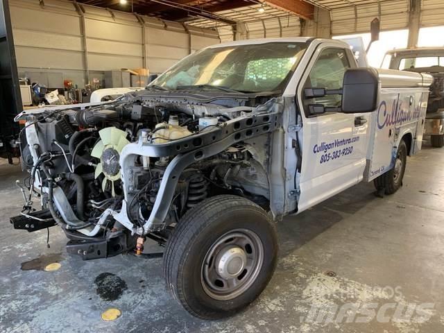 Ford F-250 Komunální / Multi-užitková vozidla