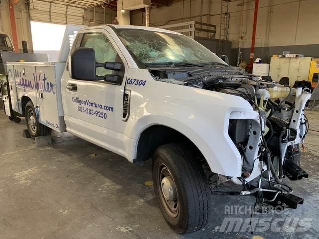 Ford F-250 Komunální / Multi-užitková vozidla