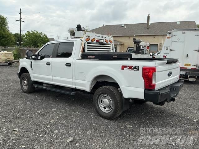 Ford F-250 Další