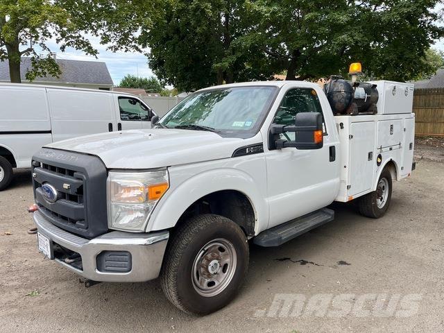 Ford F-250 Komunální / Multi-užitková vozidla