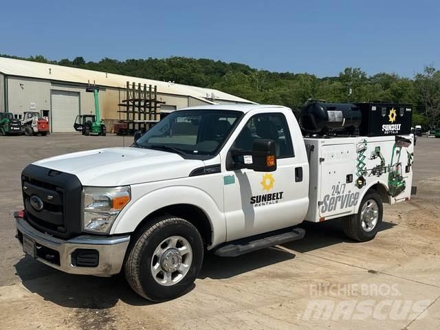 Ford F-250 Komunální / Multi-užitková vozidla