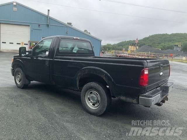 Ford F-250 Další