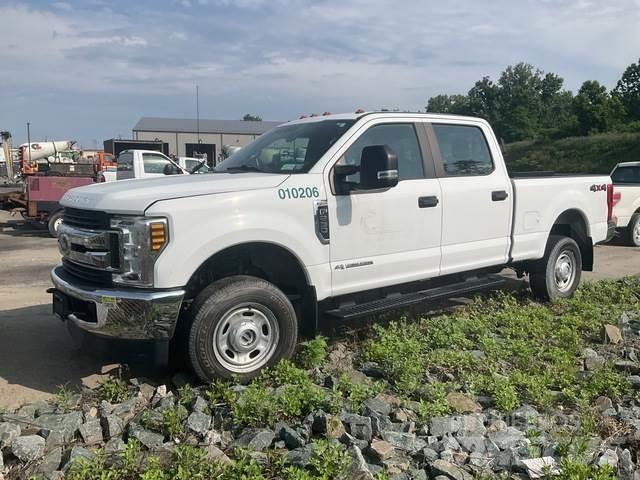 Ford F-250 Další