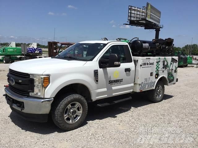 Ford F-250 Komunální / Multi-užitková vozidla