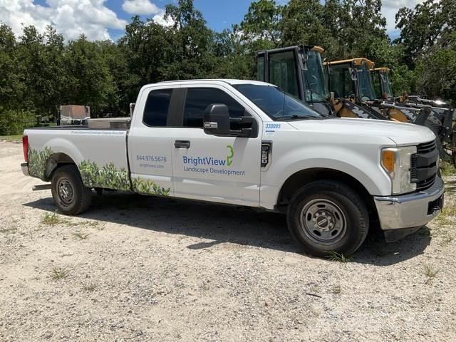 Ford F-250 Další