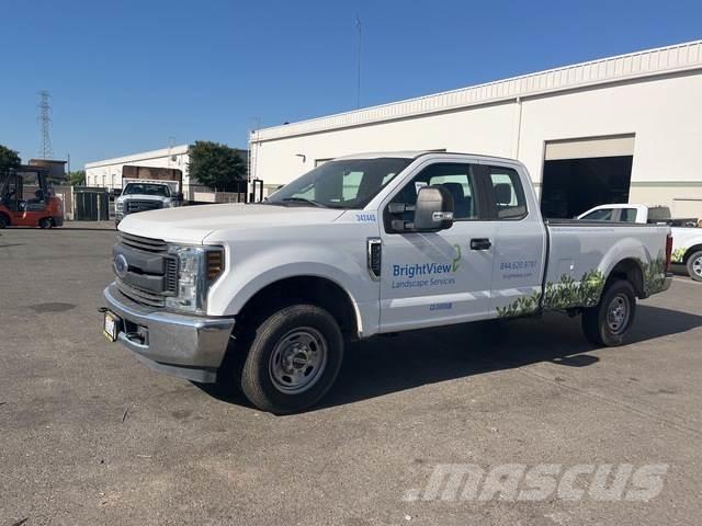 Ford F-250 Další