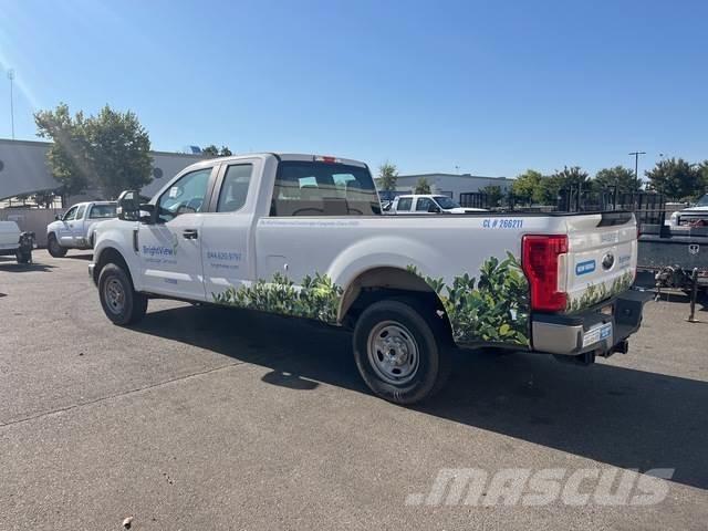 Ford F-250 Další