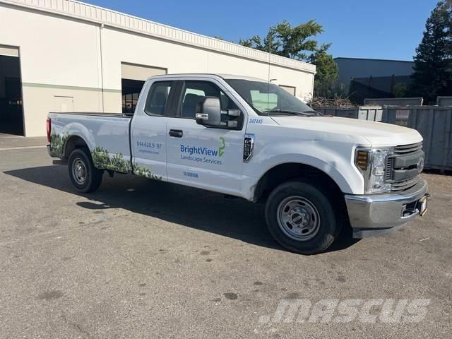 Ford F-250 Další