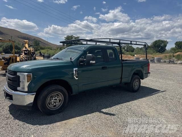 Ford F-250 Další