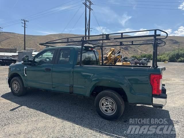 Ford F-250 Další