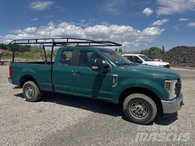 Ford F-250 Další