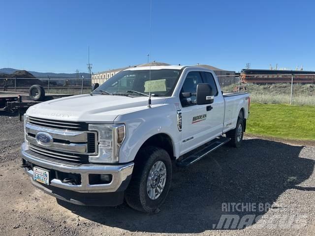 Ford F-250 Další