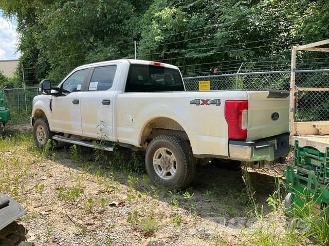 Ford F-250 Další