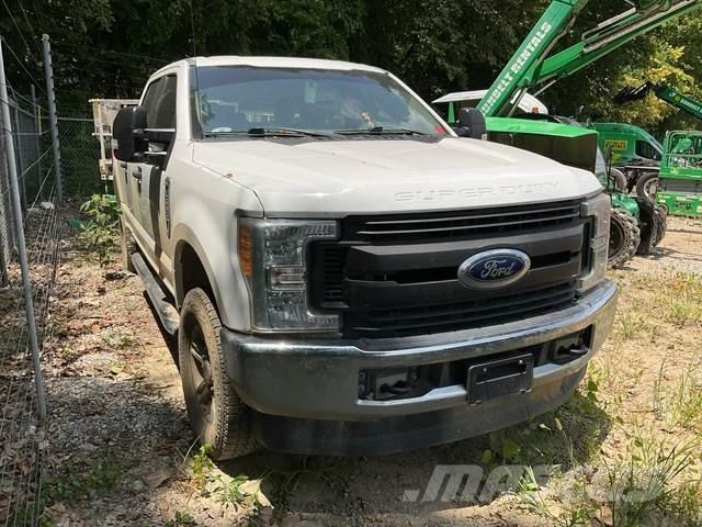 Ford F-250 Další