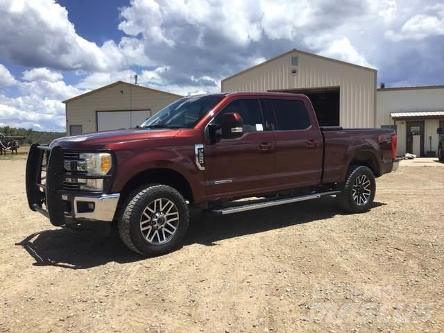 Ford F-250 Další