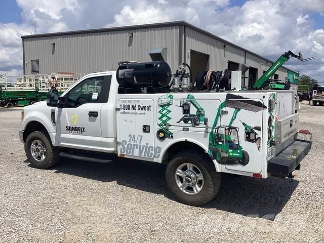 Ford F-250 Komunální / Multi-užitková vozidla