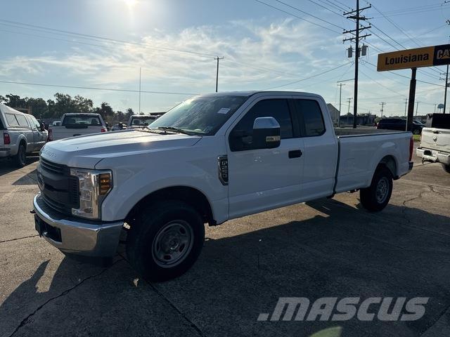 Ford F-250 Další