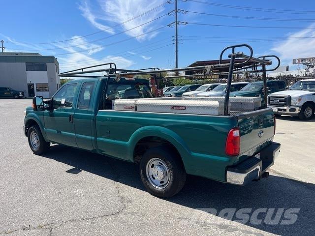 Ford F-250 Další