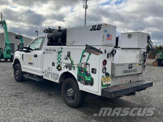 Ford F-250 Komunální / Multi-užitková vozidla