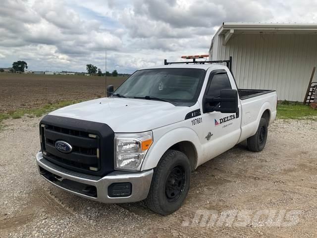 Ford F-250 SD Další