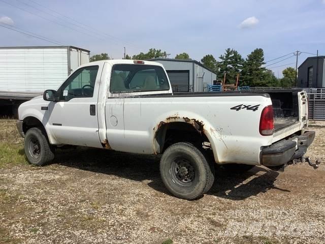 Ford F-350 Další