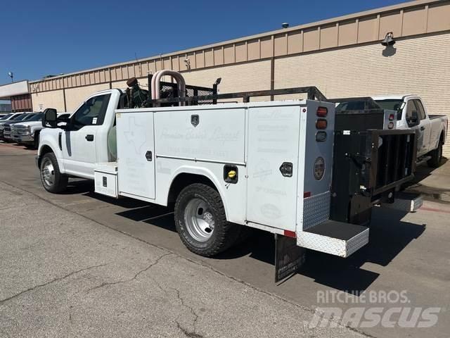 Ford F-350 Pick up/Valník