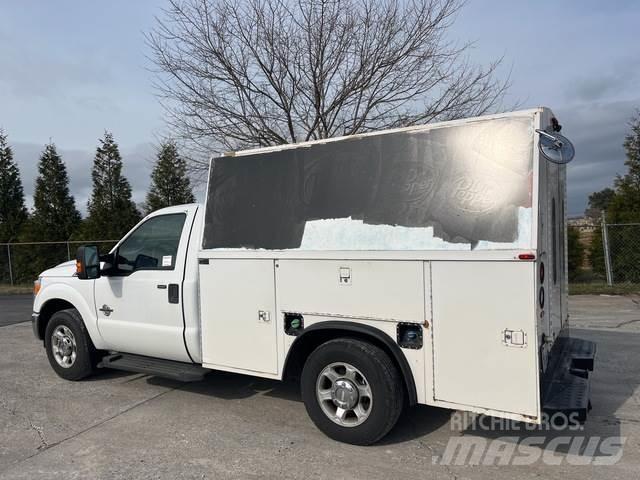 Ford F-350 Pick up/Valník