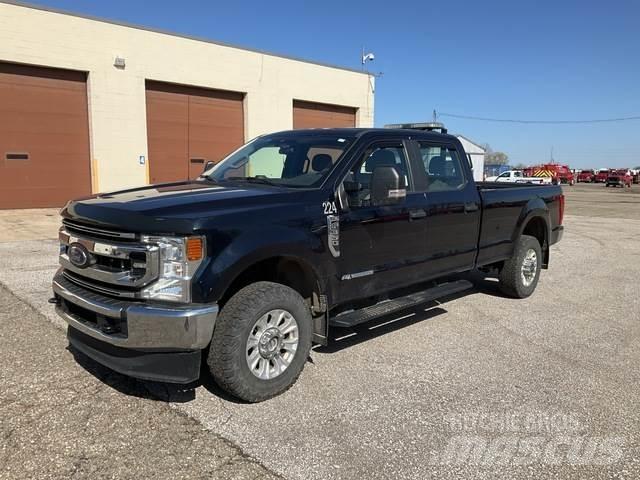 Ford F-350 Další