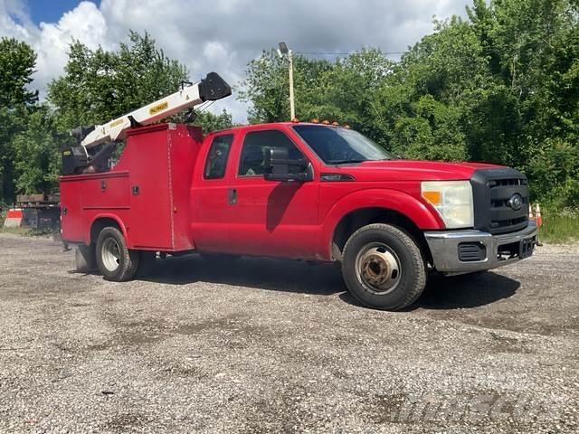 Ford F-350 Komunální / Multi-užitková vozidla