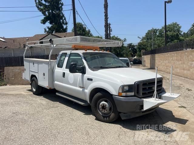 Ford F-350 Komunální / Multi-užitková vozidla
