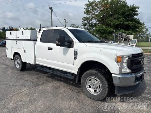 Ford F-350 Komunální / Multi-užitková vozidla