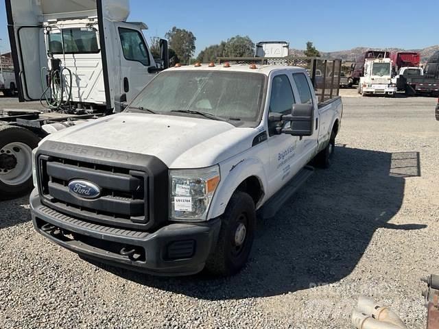 Ford F-350 Další