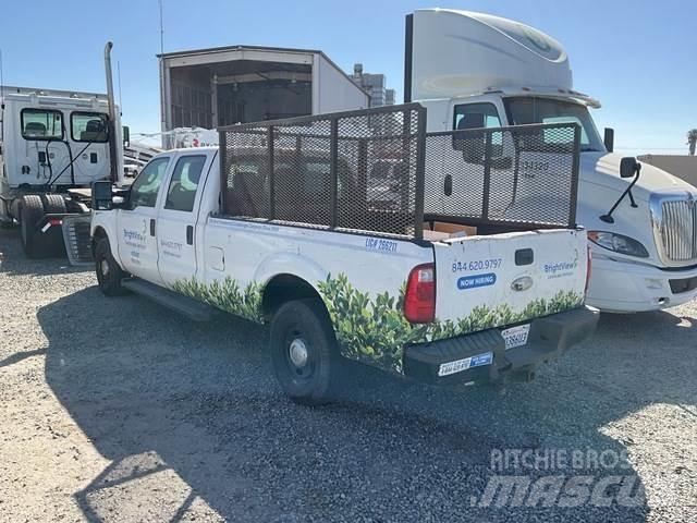 Ford F-350 Další