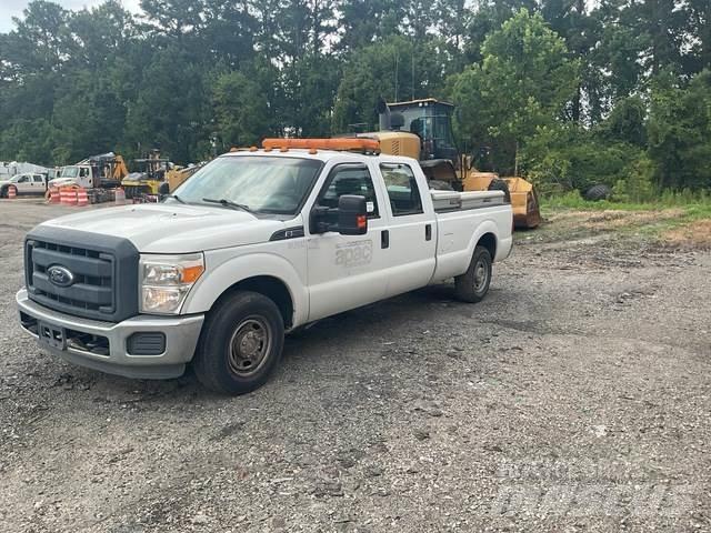 Ford F-350 Další