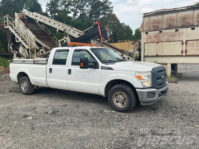 Ford F-350 Další