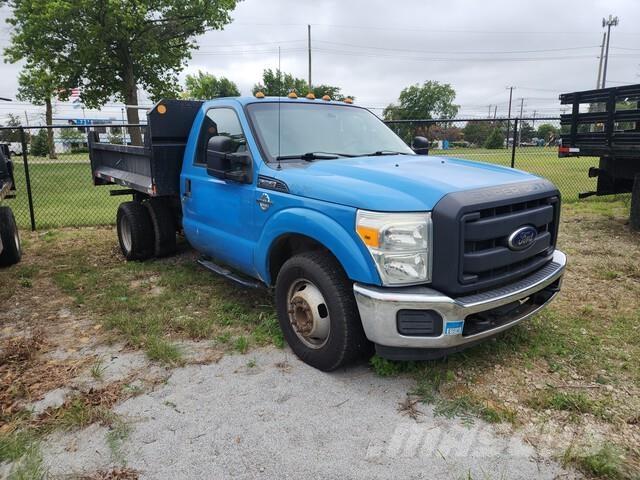 Ford F-350 Sklápěče