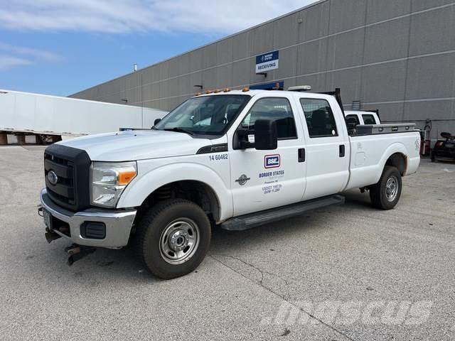 Ford F-350 Další