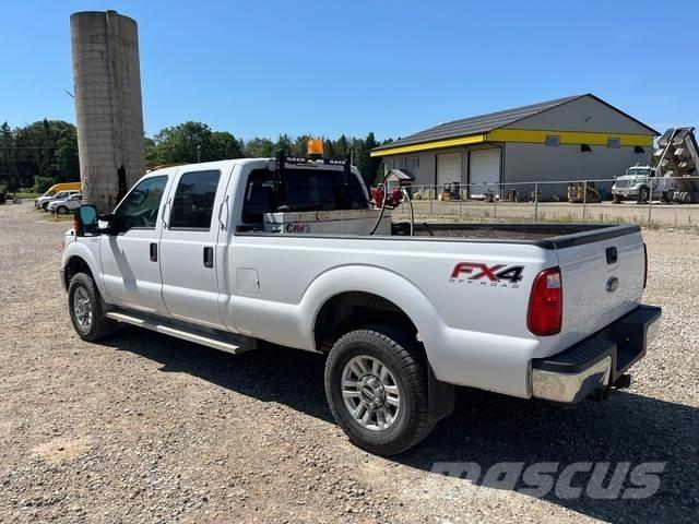 Ford F-350 Další