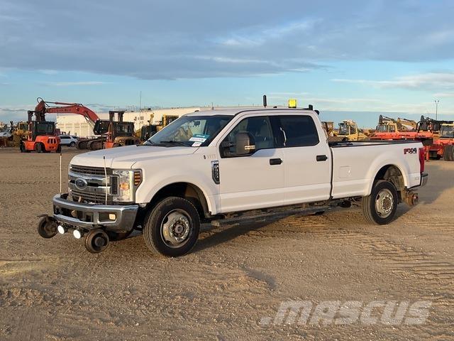 Ford F-350 Pick up/Valník
