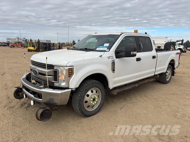 Ford F-350 Pick up/Valník