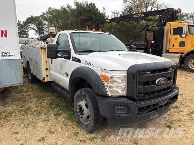 Ford F-450 Pick up/Valník