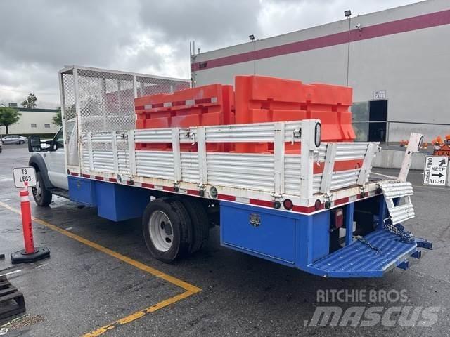 Ford F-450 Valníky/Sklápěcí bočnice